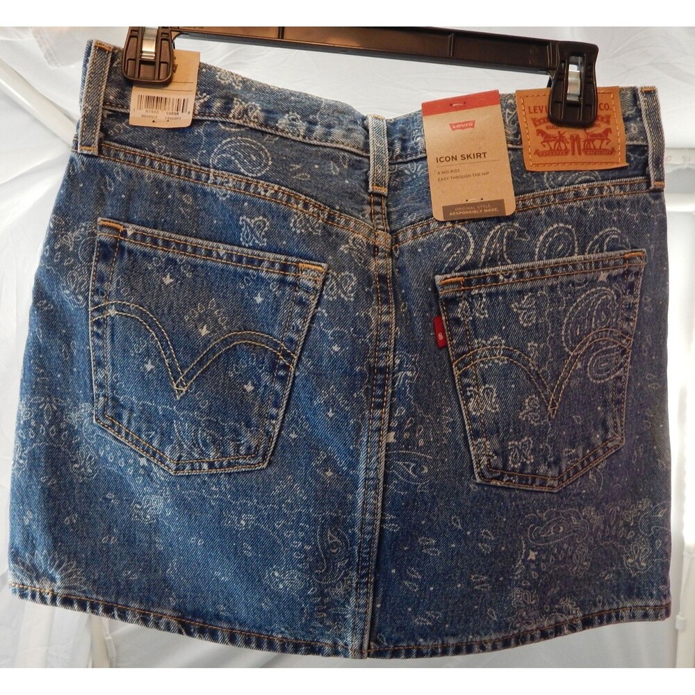 Levi's Icon Skirt Size 26 Blue Paisley Print Mid Rise Denim NWT 5 Pocket Cotton - Picture 2 of 16